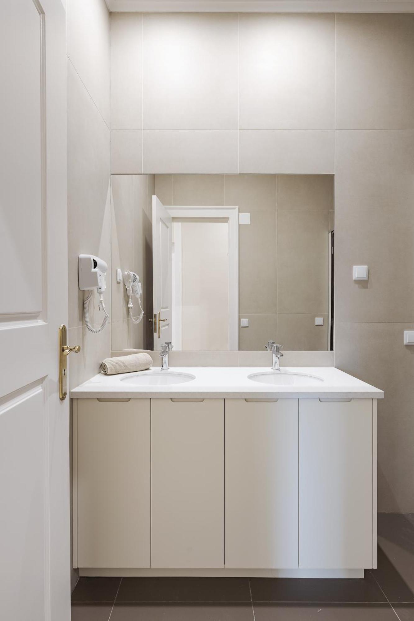 Santa Maria Rooms And Apartments سيتوبال المظهر الخارجي الصورة