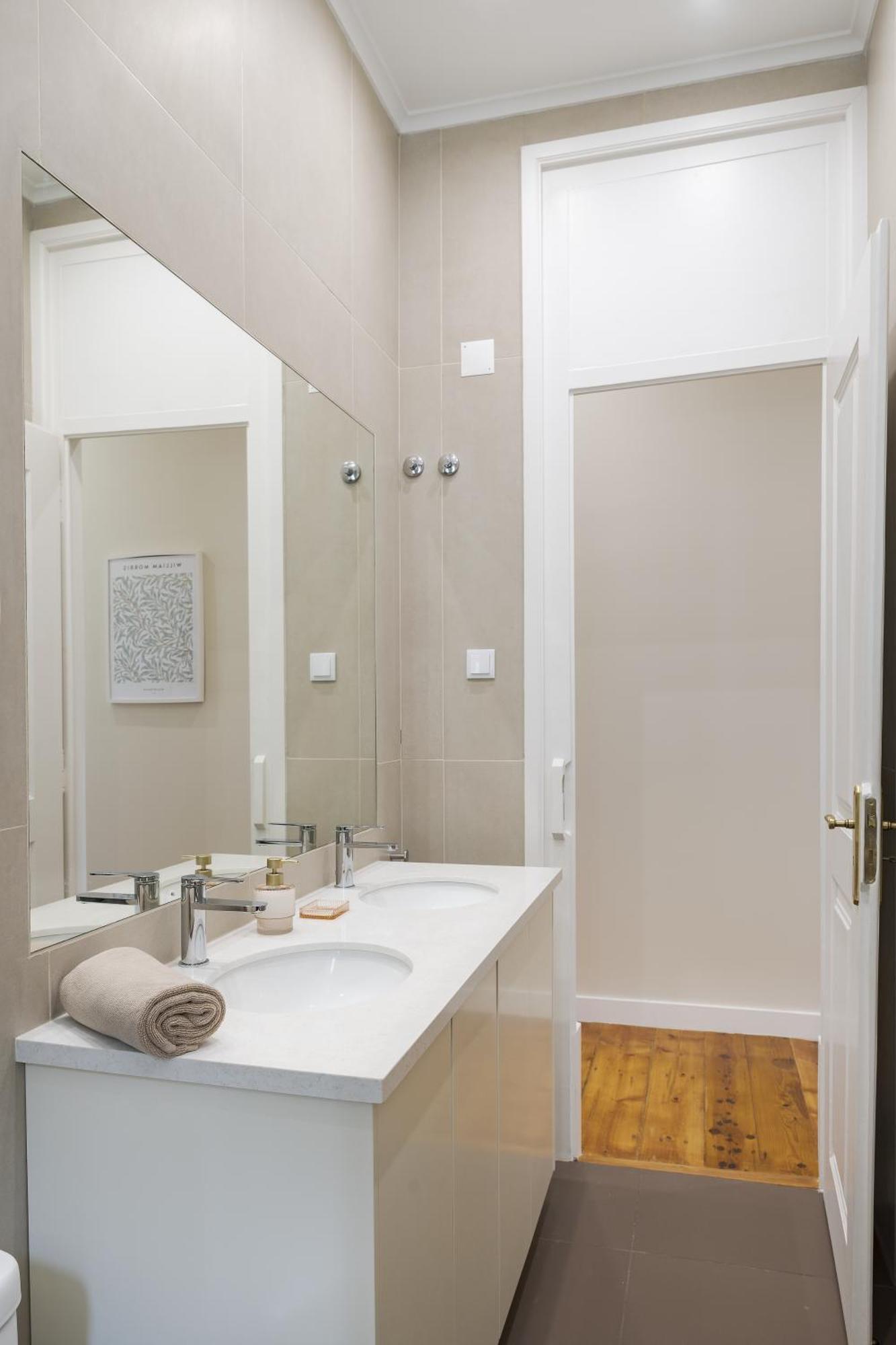 Santa Maria Rooms And Apartments سيتوبال المظهر الخارجي الصورة