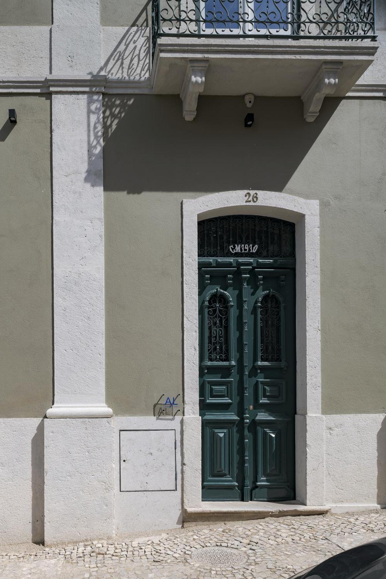 Santa Maria Rooms And Apartments سيتوبال المظهر الخارجي الصورة