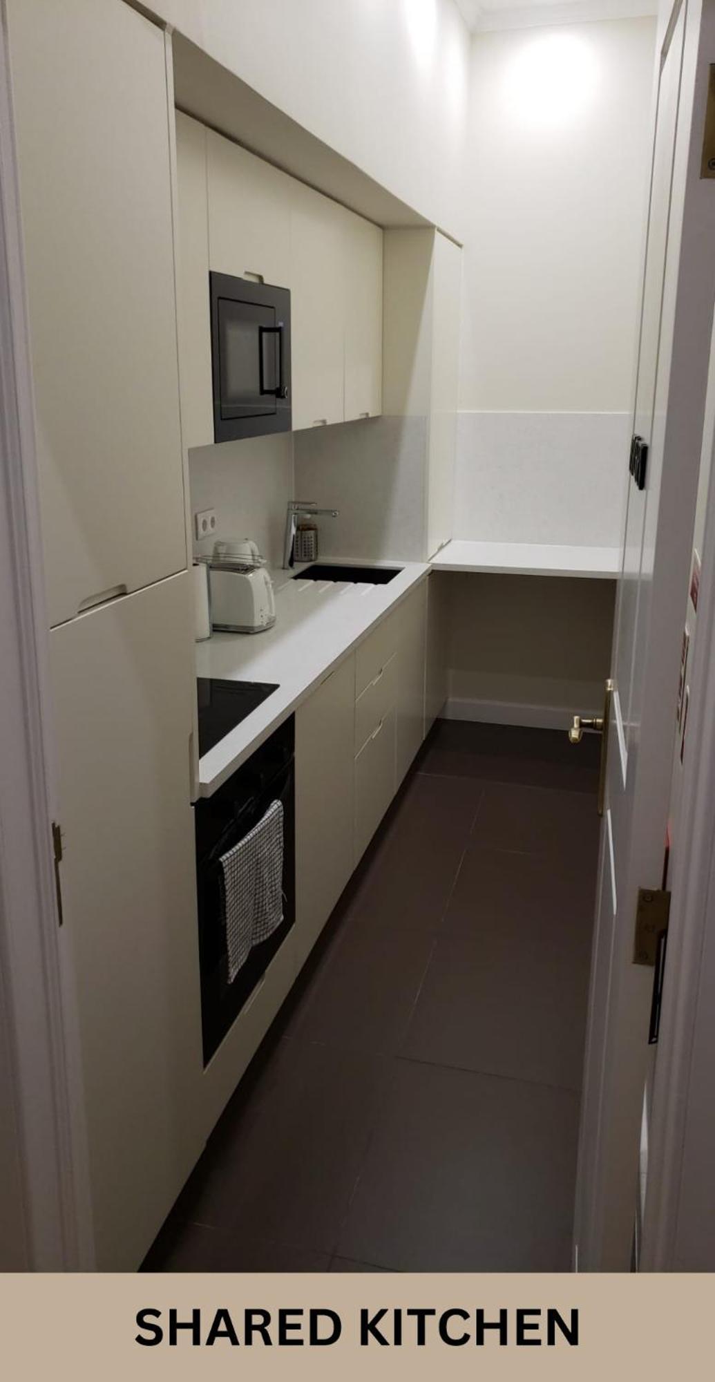 Santa Maria Rooms And Apartments سيتوبال المظهر الخارجي الصورة